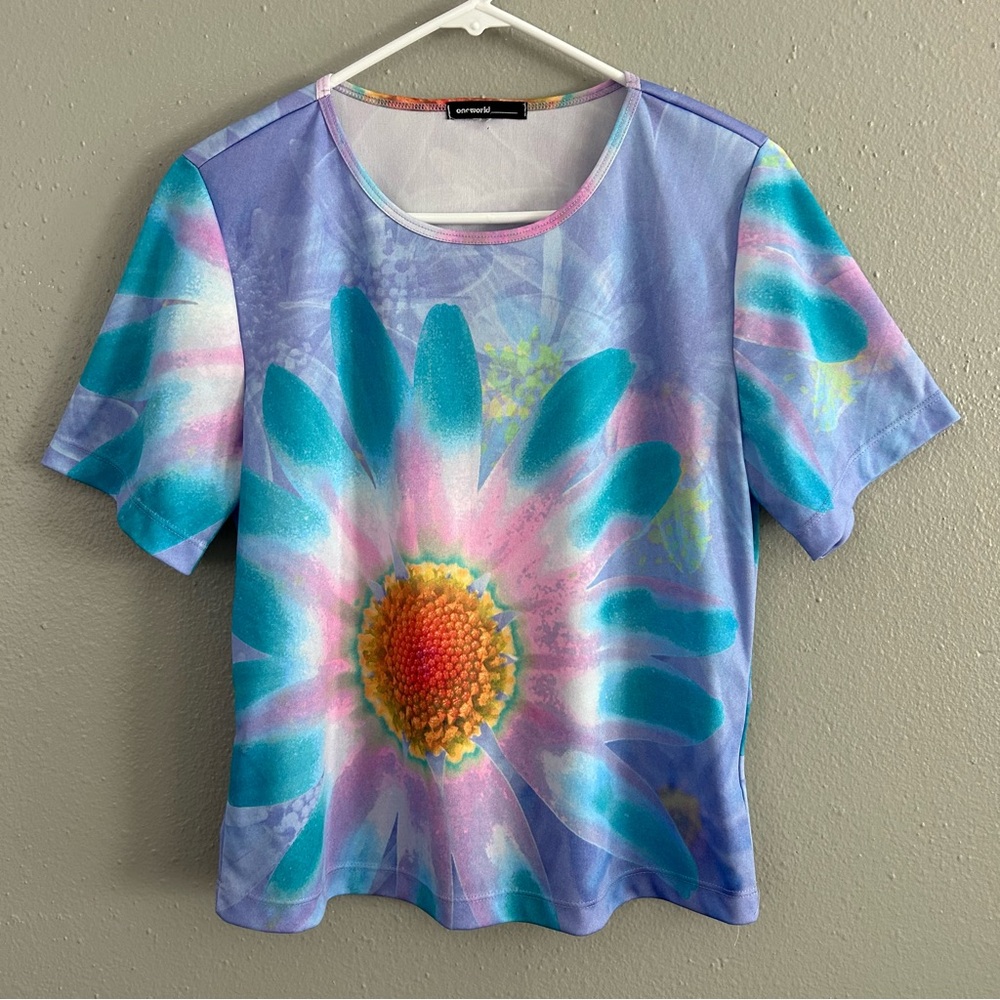 Vintage One World Y2K 90s Daisy All Over Graphic Top Sz L ? Colorful Flower USA
